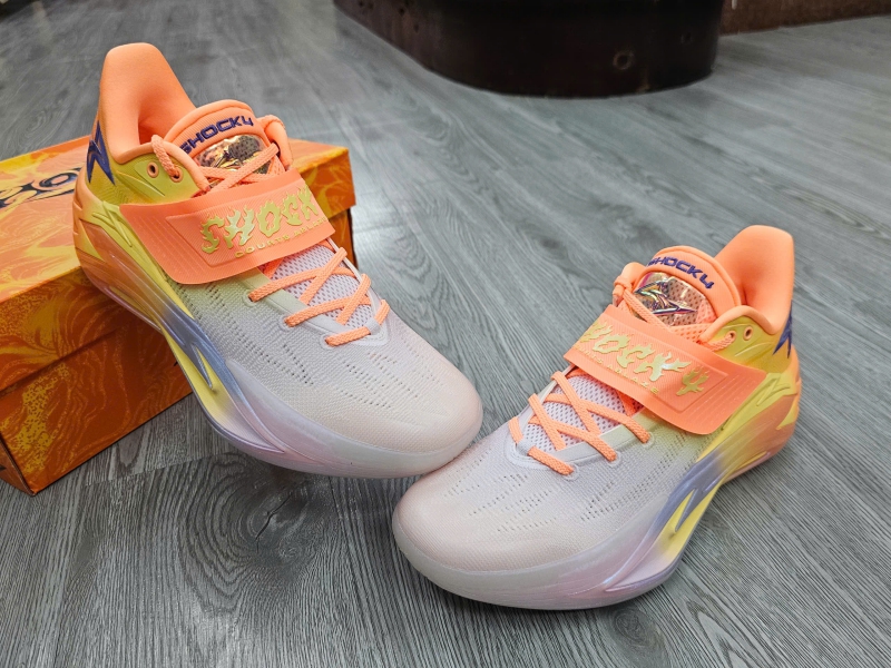 Giay-bong-ro-chinh-hang-Anta-Shock-Wave-7-PRO-Gold-112611111S-4-Kyrie-Irving-5.jpg?v=1781777470