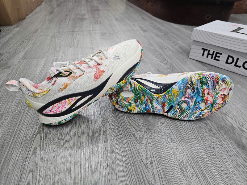 Giay-bong-ro-chinh-hang-LiNing-Dlo-2-Canvas-ABPW013-1-D-Angelo-Russell-4.jpg?v=1777437386