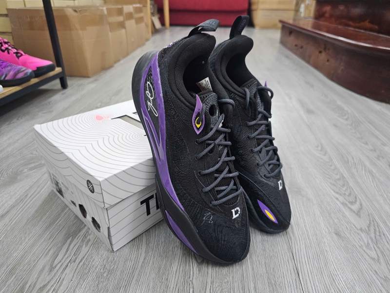 Giay-bong-ro-chinh-hang-LiNing-Dlo-2-Disciple-ABPW013-3-D-Angelo-Russell-5.jpg?v=1777437198