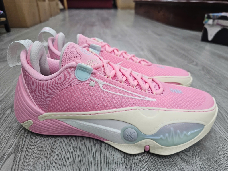 Giay-bong-ro-chinh-hang-LiNing-Wade-All-City-14-Blossom-ABAW001-2-Dwyane-Wade-1.jpg?v=1774947961