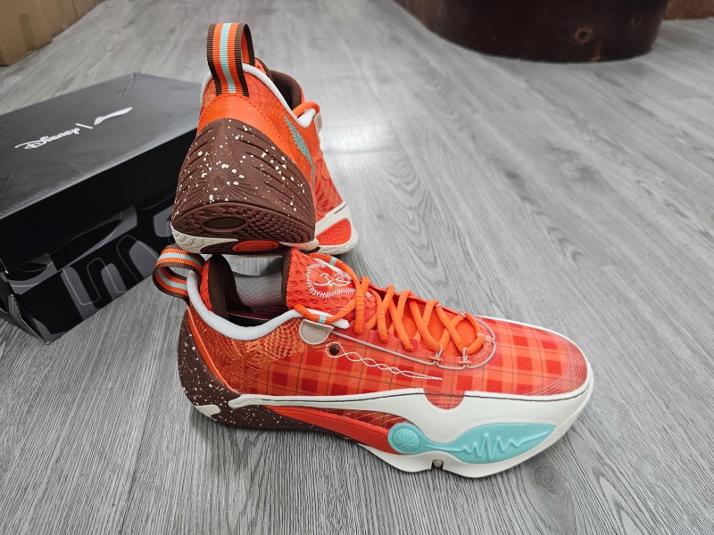 Giay-bong-ro-chinh-hang-LiNing-Wade-All-City-14-Vibrant-Orange-ABAW011-9-Dwyane-Wade-6.jpg?v=1777435912