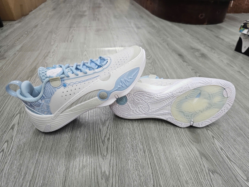 Giay-bong-ro-chinh-hang-LiNing-Wade-All-City-14-White-ABAW011-1-Dwyane-Wade-4.jpg?v=1777436435
