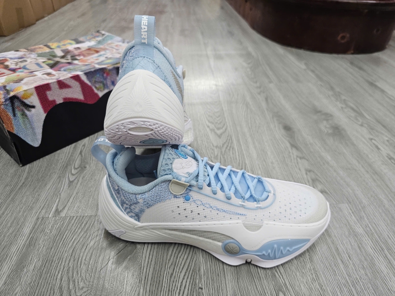 Giay-bong-ro-chinh-hang-LiNing-Wade-All-City-14-White-ABAW011-1-Dwyane-Wade-7.jpg?v=1777436452
