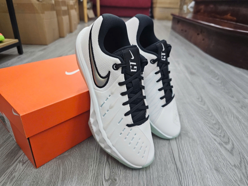 Giay-bong-ro-chinh-hang-Nike-GT-Cut-Academy-2-White-HV9775-101-4.jpg?v=1779804295