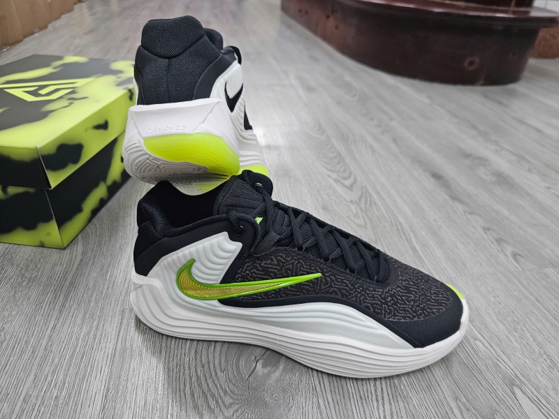 Giay-bong-ro-chinh-hang-Nike-Giannis-Freak-7-Double-Take-HF3451-005-Giannis-Antetokounmpo-7.jpg?v=1776492854