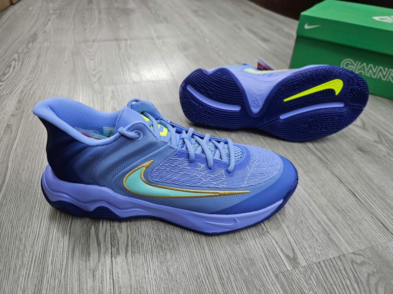 Giay-bong-ro-chinh-hang-Nike-Giannis-Immortality-4-Royal-Pulse-Volt-Hyper-Turquoise-FQ3681-402-Giannis-Antetokounmpo-3.jpg?v=1774267559