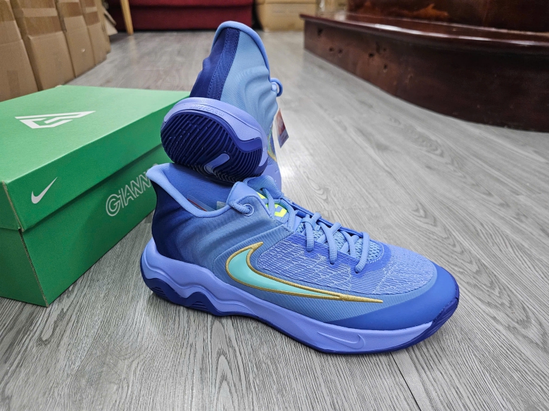 Giay-bong-ro-chinh-hang-Nike-Giannis-Immortality-4-Royal-Pulse-Volt-Hyper-Turquoise-FQ3681-402-Giannis-Antetokounmpo-7.jpg?v=1774267579
