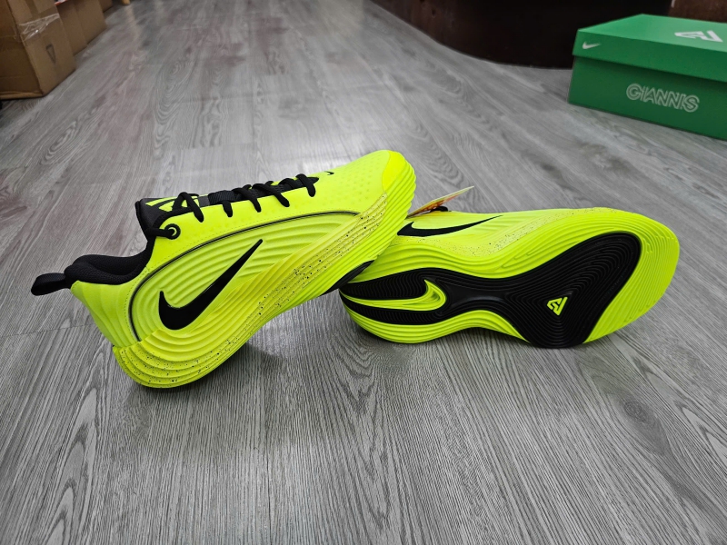 Giay-bong-ro-chinh-hang-Nike-Giannis-Immortality-4-White-Volt-FQ3681-102-Giannis-Antetokounmpo-3.jpg?v=1779803872