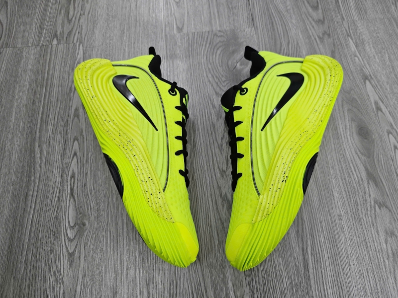 Giay-bong-ro-chinh-hang-Nike-Giannis-Immortality-4-White-Volt-FQ3681-102-Giannis-Antetokounmpo-8.jpg?v=1779803893