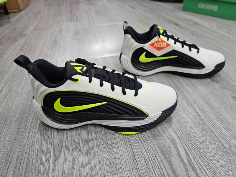 Giay-bong-ro-chinh-hang-Nike-Giannis-Immortality-4-White-Volt-FQ3681-102-Giannis-Antetokounmpo-1.jpg?v=1779803864