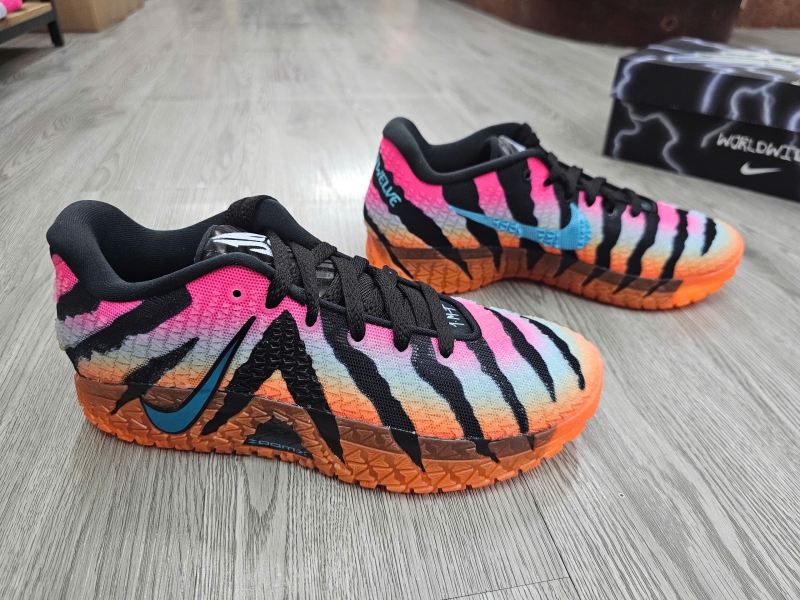 Giay-bong-ro-chinh-hang-Nike-Ja-3-At-Dawn-IQ6705-001-IQ6704-001-Ja-Morant-2.jpg?v=1776082530
