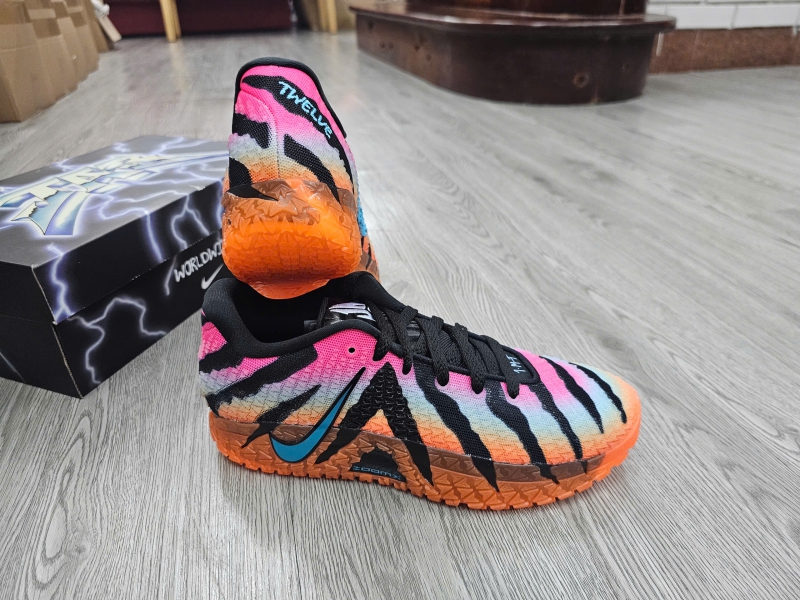 Giay-bong-ro-chinh-hang-Nike-Ja-3-At-Dawn-IQ6705-001-IQ6704-001-Ja-Morant-7.jpg?v=1776082553