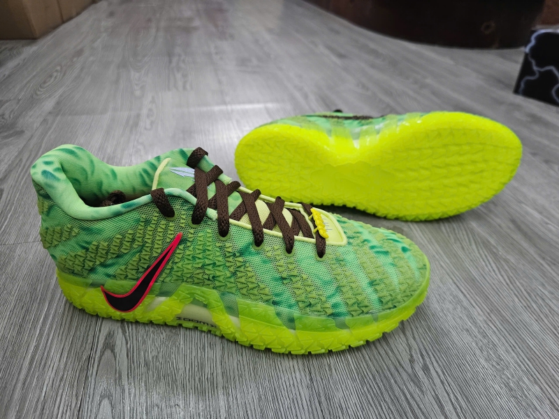 Giay-bong-ro-chinh-hang-Nike-Ja-3-Halloween-HV9923-700-HV9924-700-Ja-Morant-3.jpg?v=1773405292