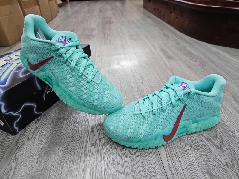 Giay-bong-ro-chinh-hang-Nike-Ja-3-Twelve-Time-IQ6755-300-IQ6754-300-Ja-Morant-5.jpg?v=1774267912