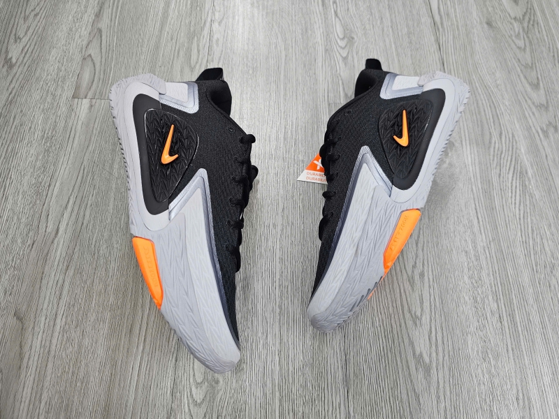 Giay-bong-ro-chinh-hang-Nike-ST-Glow-Black-Wolf-Grey-Total-Orange-II2284-005-9.jpg?v=1773058765