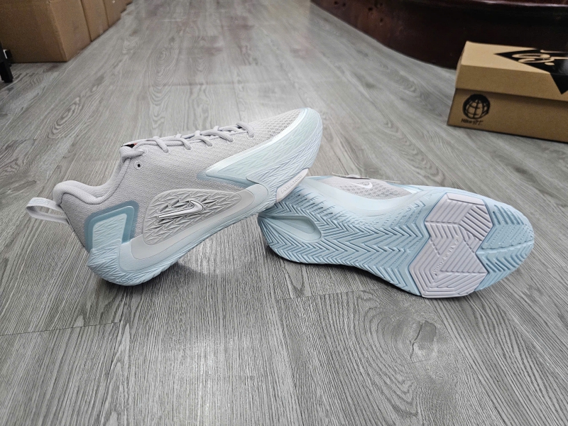 Giay-bong-ro-chinh-hang-Nike-ST-Glow-Pure-Platinum-II2284-004-3.jpg?v=1773058939