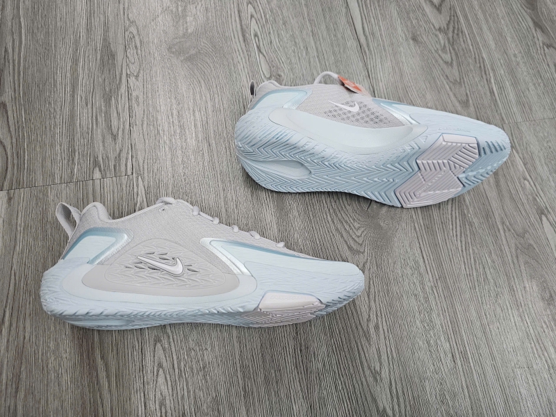 Giay-bong-ro-chinh-hang-Nike-ST-Glow-Pure-Platinum-II2284-004-7.jpg?v=1773058975