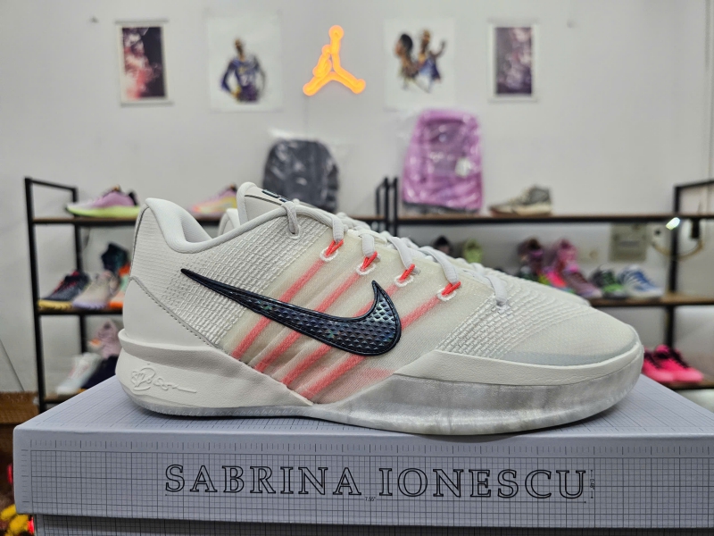 Giay-bong-ro-chinh-hang-Nike-Sabrina-3-Phantom-HF2881-003-HF2882-003-Sabrina-Ionescu-10.jpg?v=1775471270