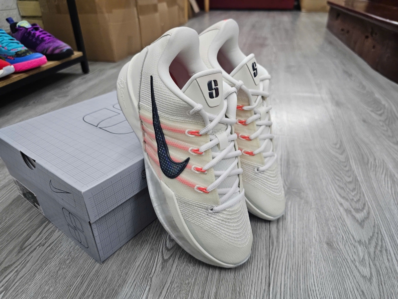Giay-bong-ro-chinh-hang-Nike-Sabrina-3-Phantom-HF2881-003-HF2882-003-Sabrina-Ionescu-7.jpg?v=1775471255