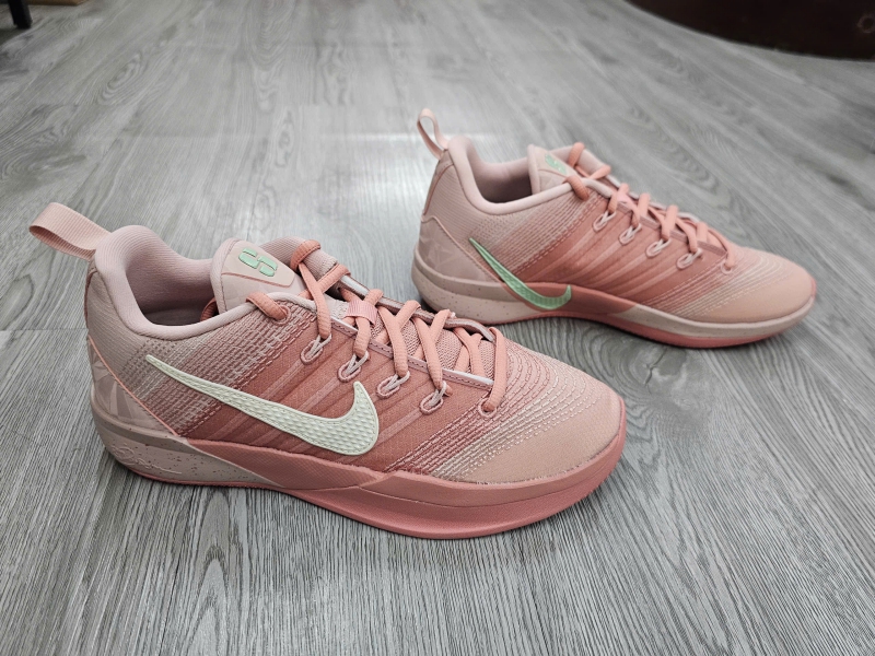 Giay-bong-ro-chinh-hang-Nike-Sabrina-3-Pink-Oxford-GS-IB3088-600-Sabrina-Ionescu-1.jpg?v=1778244781