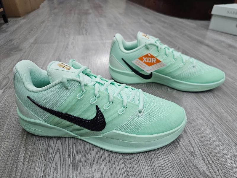 Giay-bong-ro-chinh-hang-Nike-Sabrina-3-Statue-of-Liberty-HF2881-302-HF2882-302-Sabrina-Ionescu-2.jpg?v=1775471440