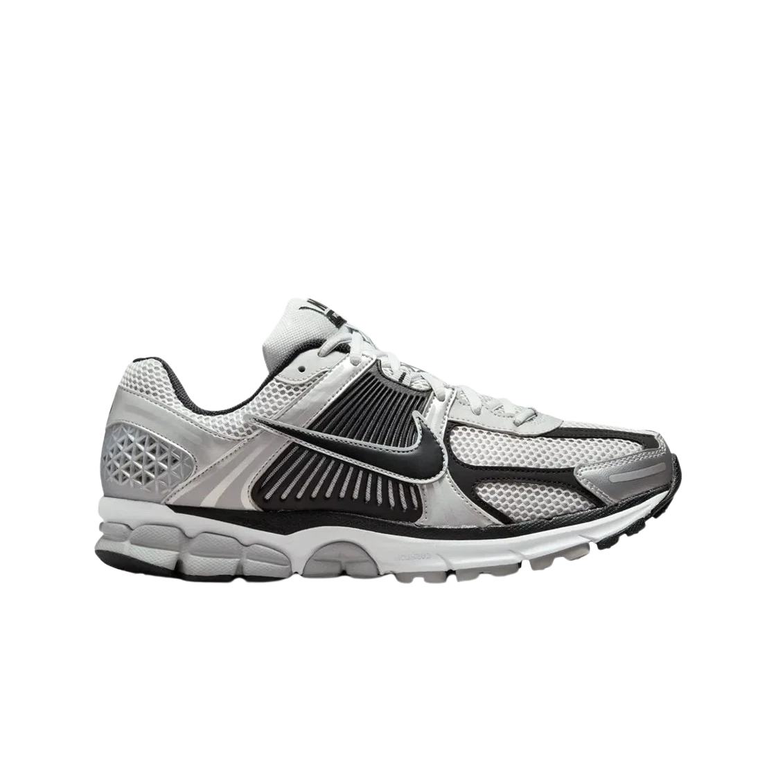 Nike Zoom Vomero 5 Metallic Silver Black