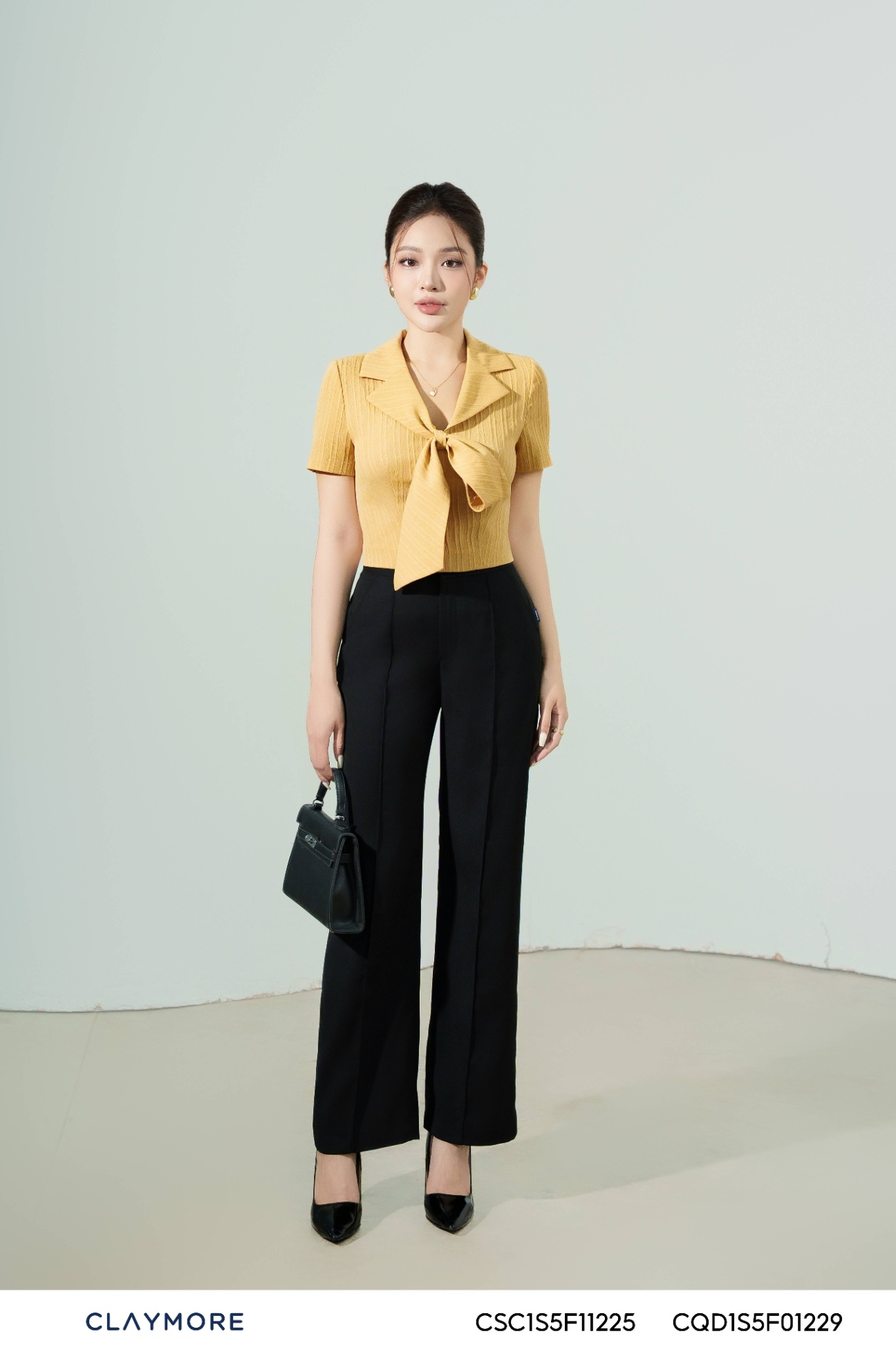 Sơ mi cổ vest