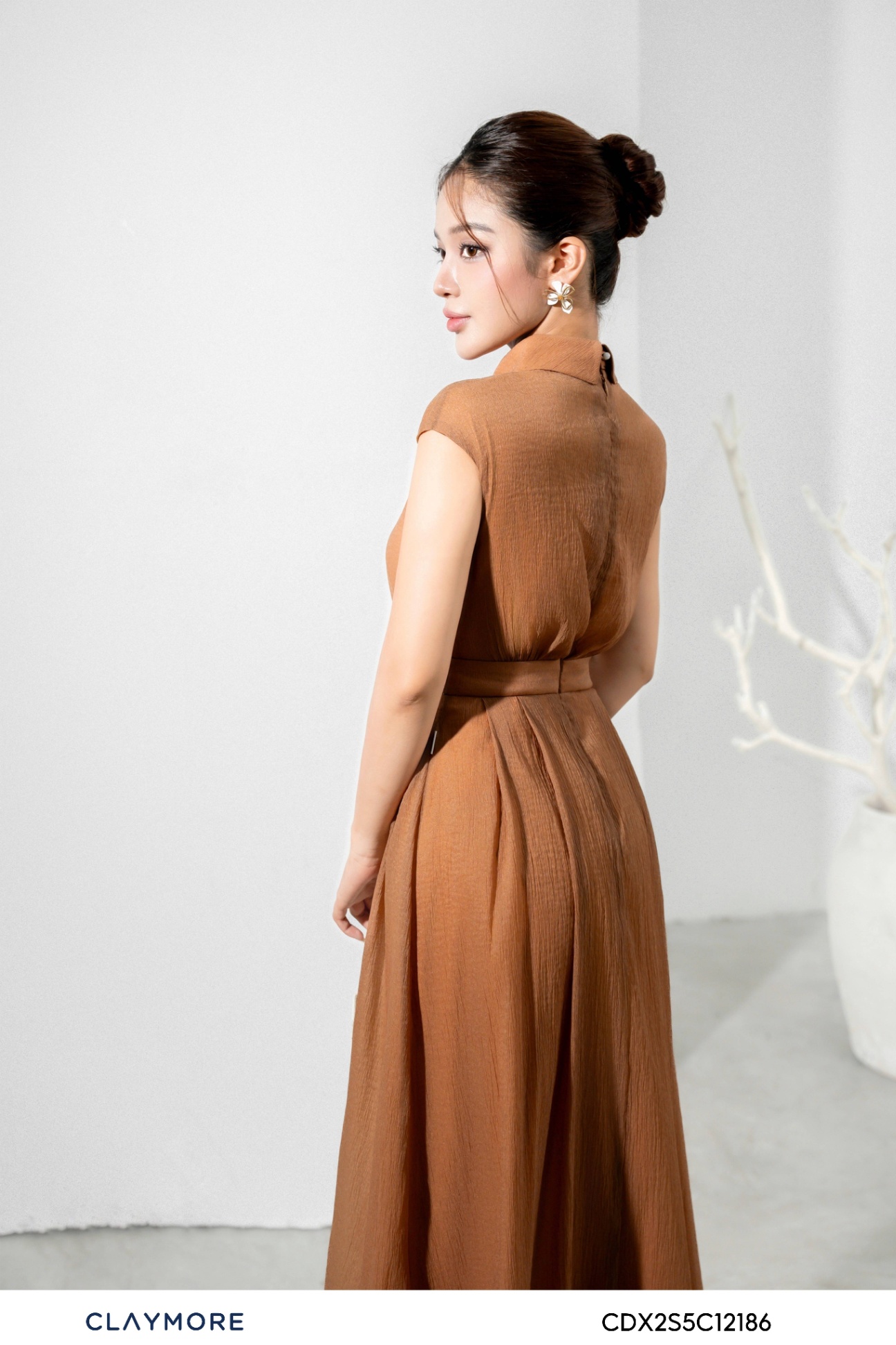 Đầm vai chờm