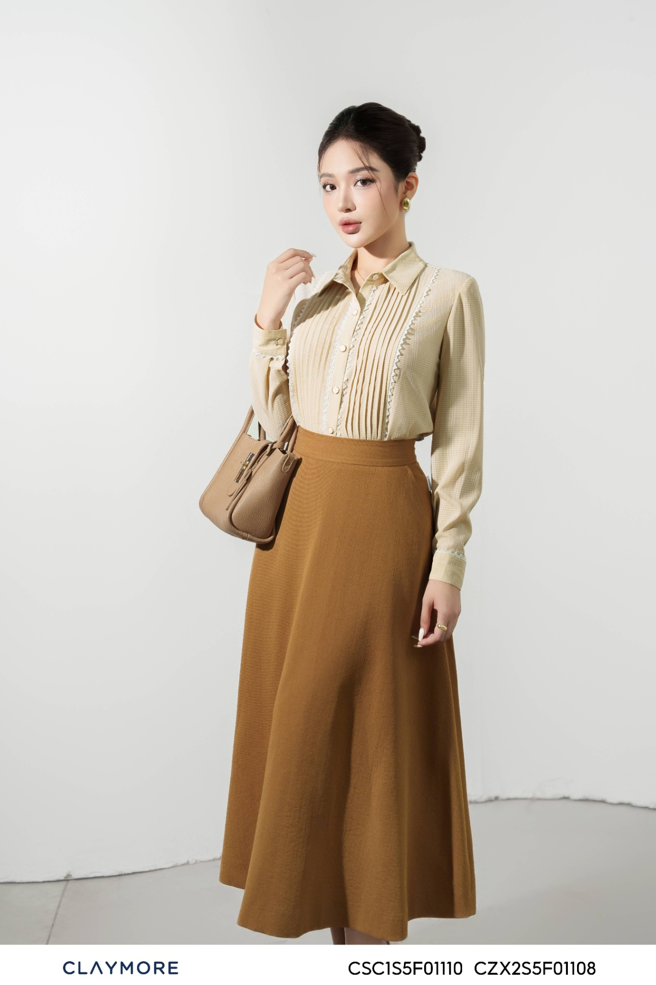 Áo sơ mi phối ren