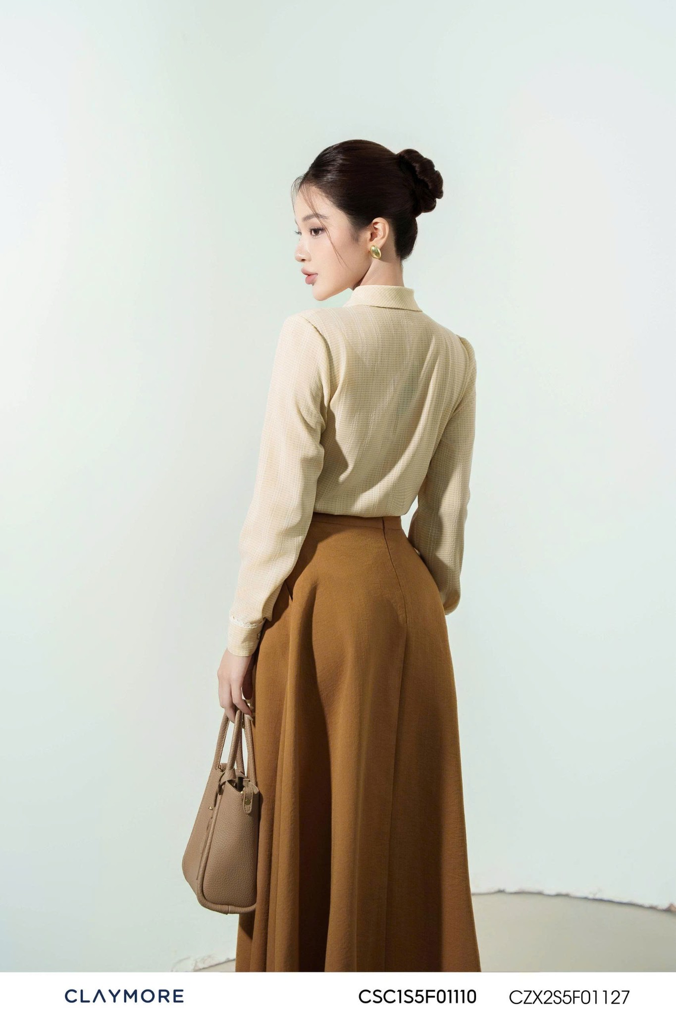Áo sơ mi phối ren