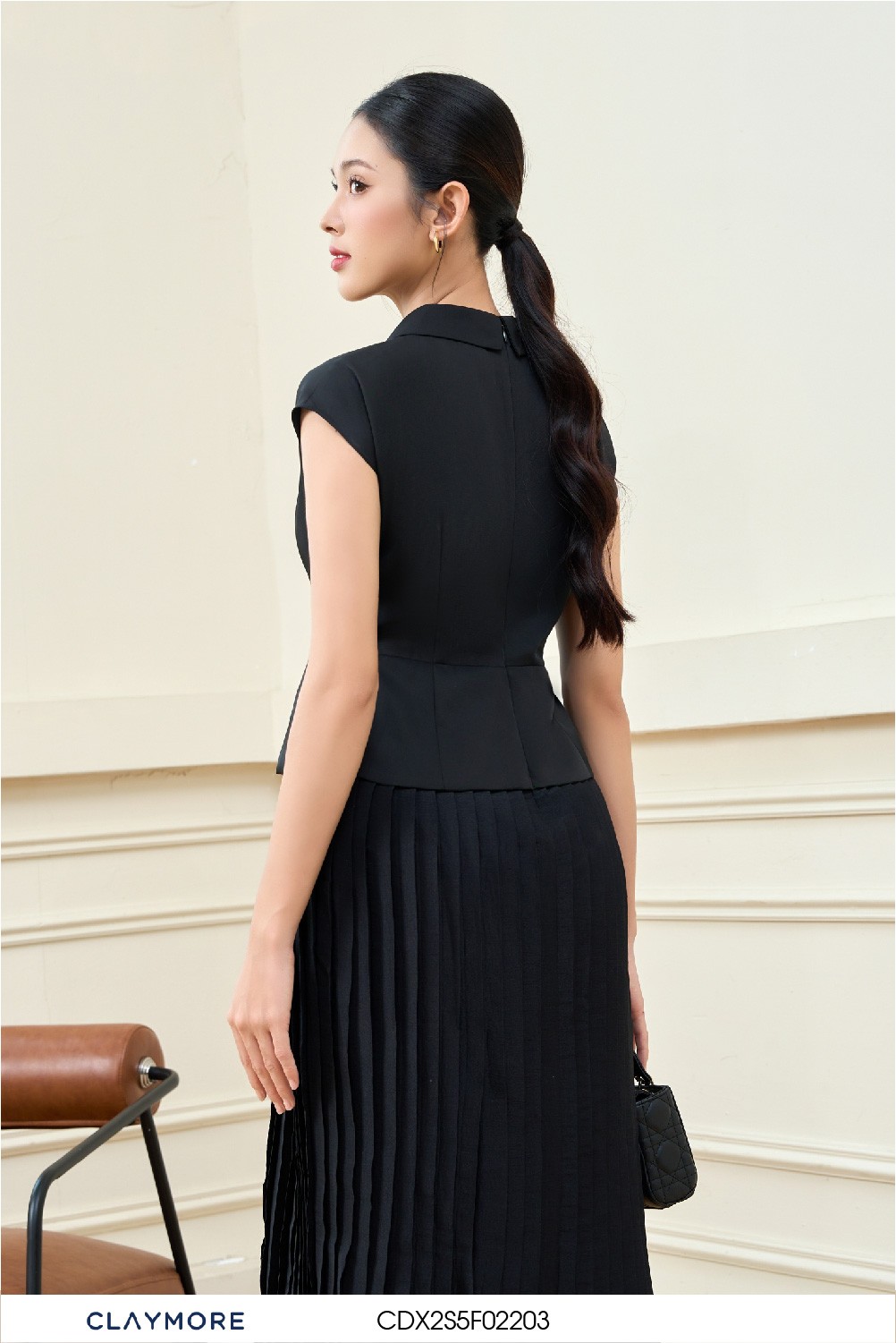 Đầm tay chờm váy xếp ly