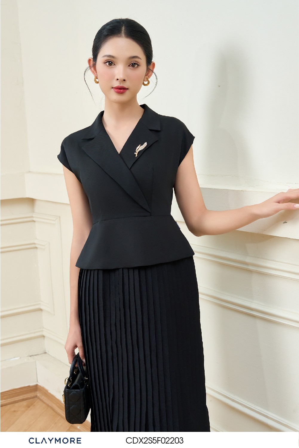 Đầm tay chờm váy xếp ly