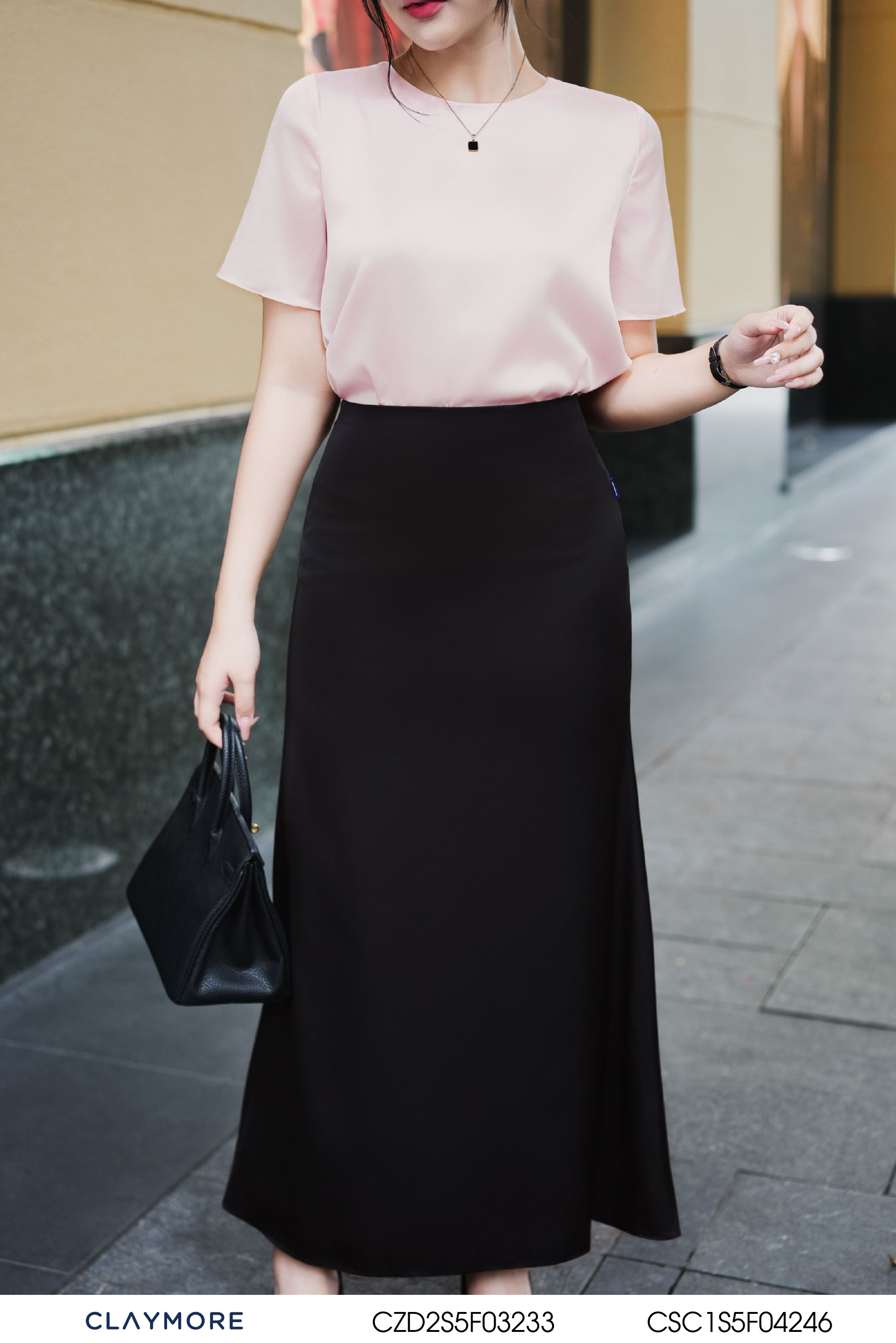 Áo cổ tròn tay suông