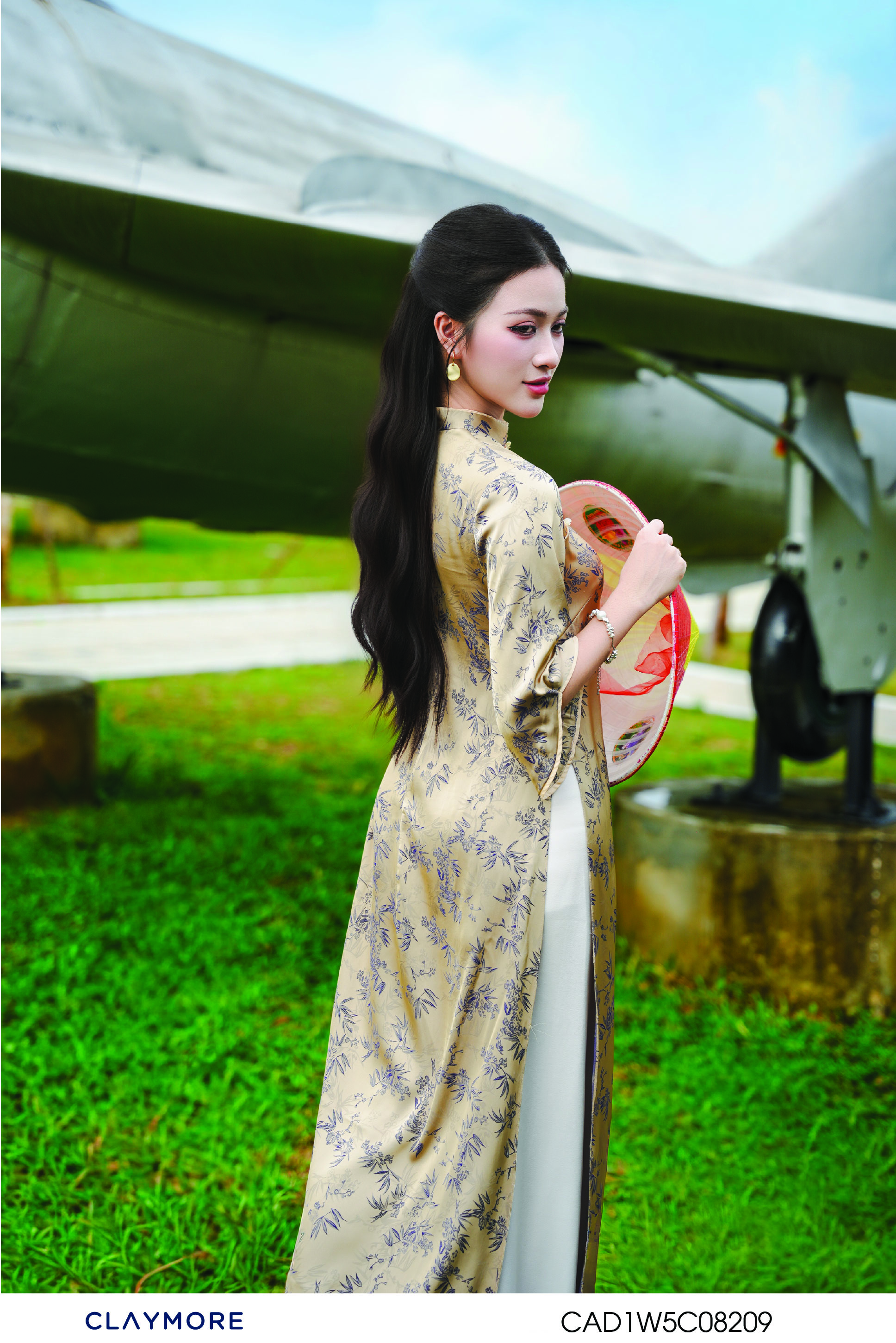 Áo dài cổ tàu tay lỡ