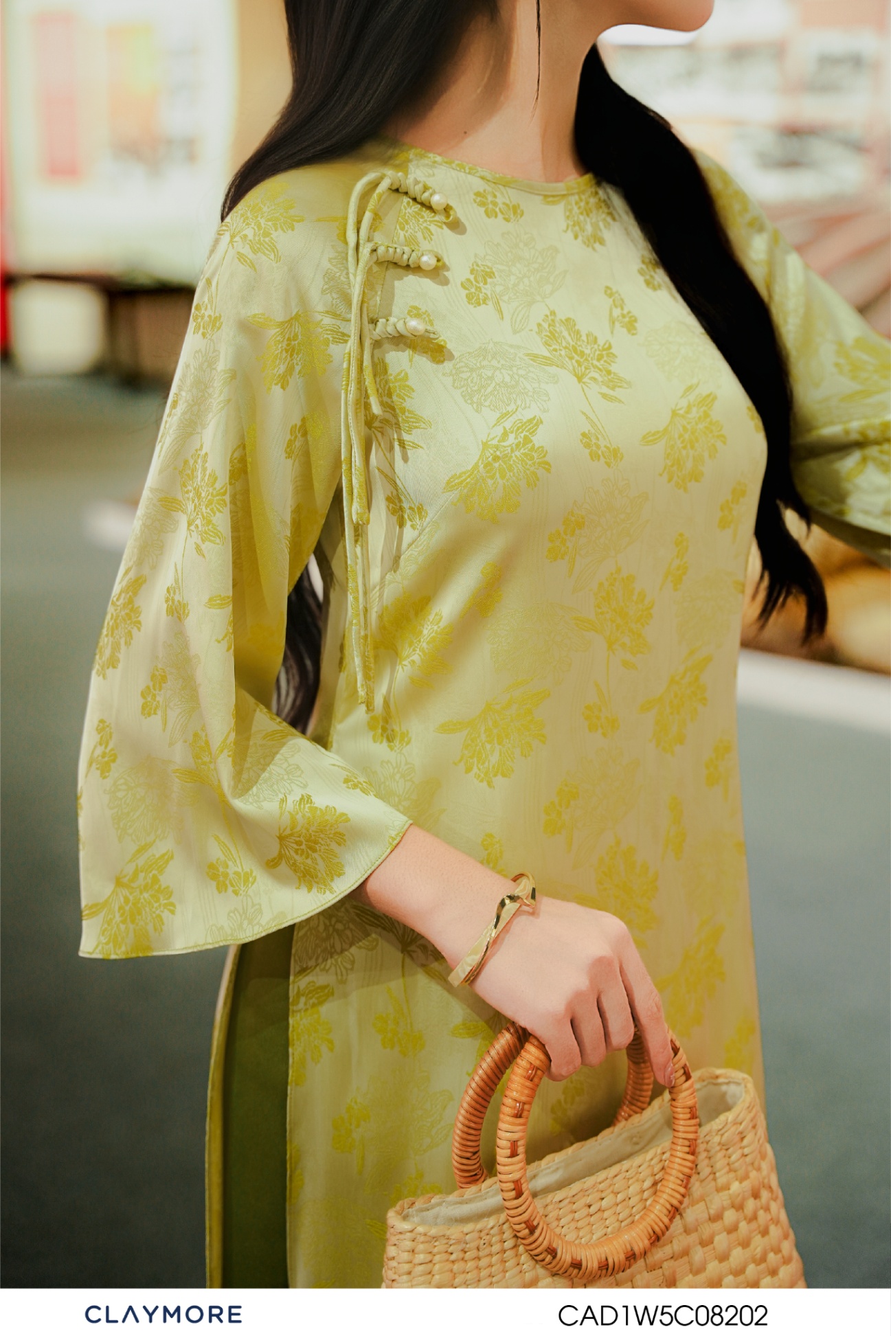 Áo dài cổ tròn tay lỡ