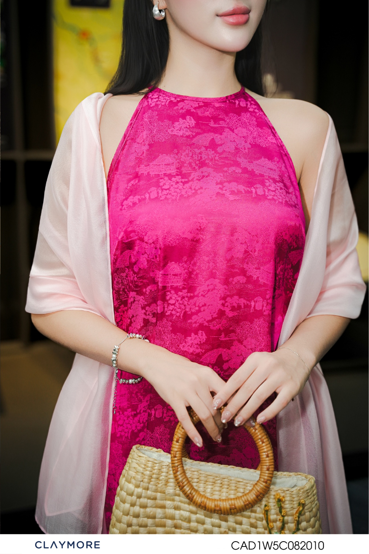 Áo dài cổ yếm kèm khăn