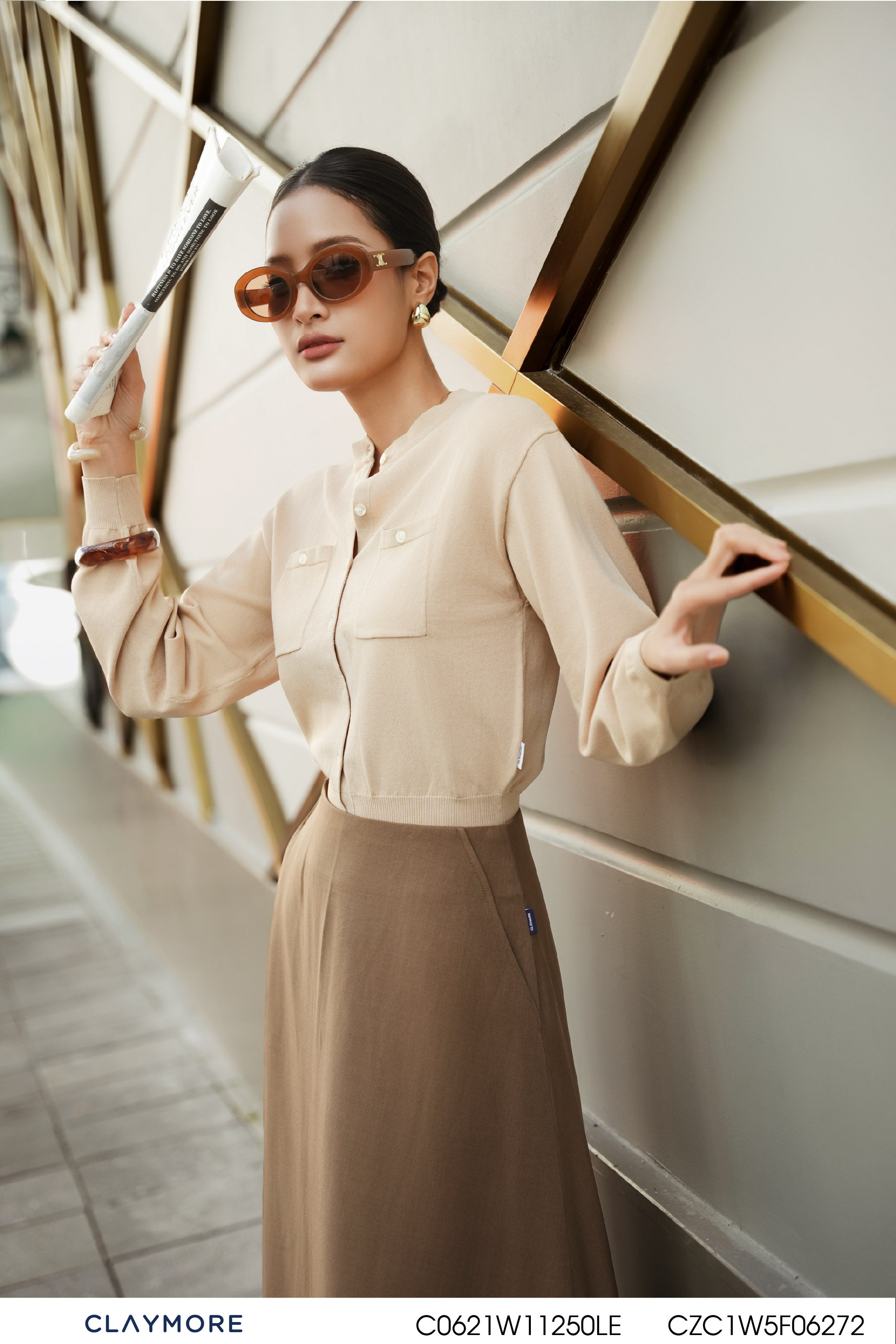 Áo khoác len cổ tròn bo gấu tay