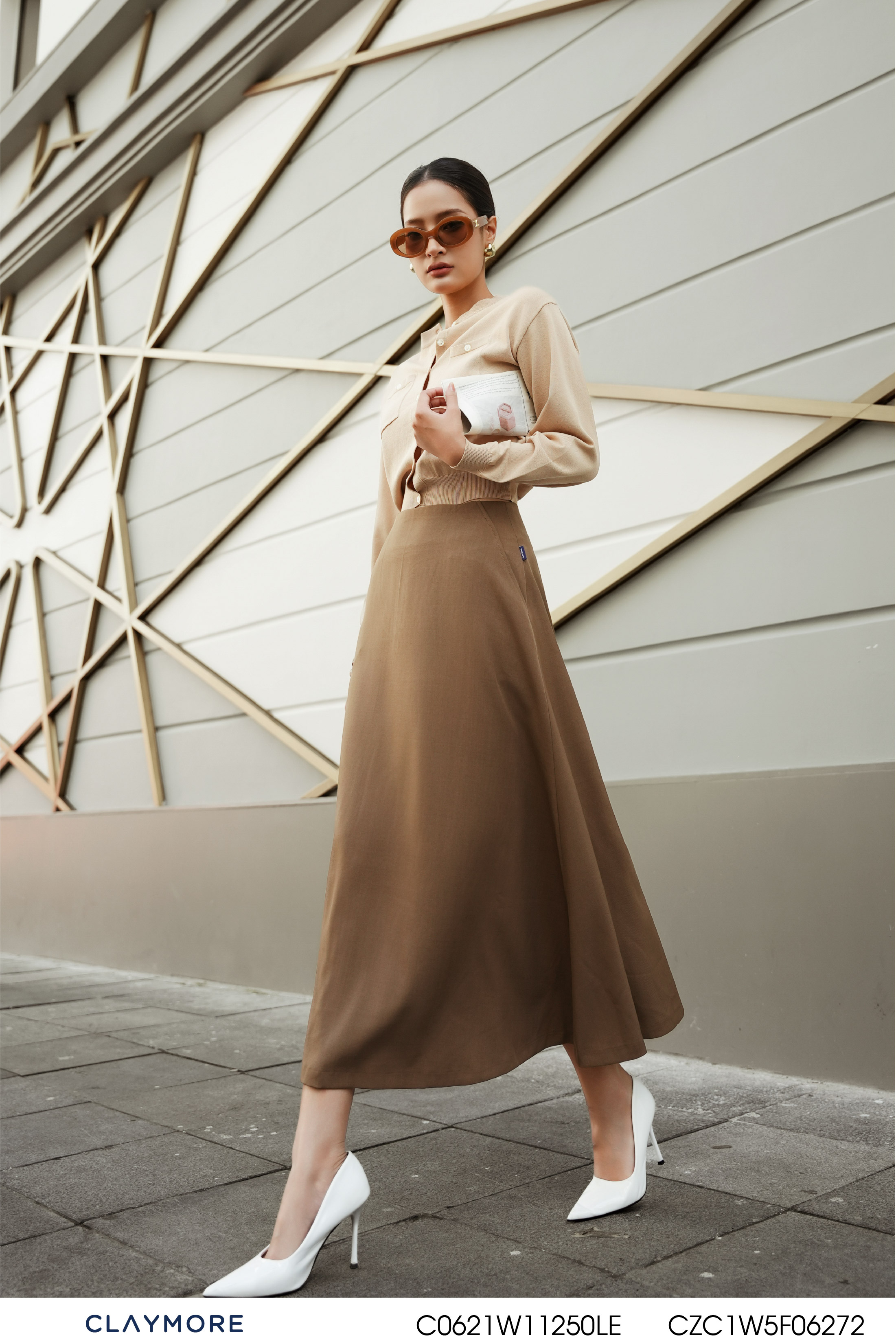 Áo khoác len cổ tròn bo gấu tay
