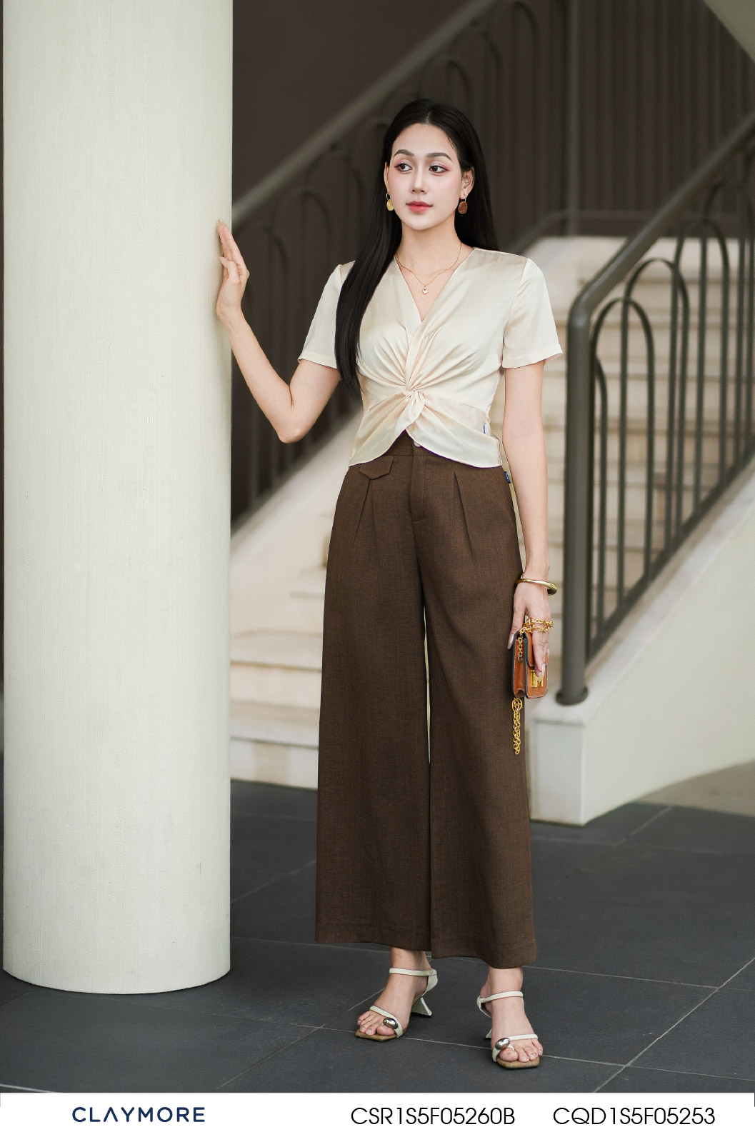 Áo lụa xoắn eo