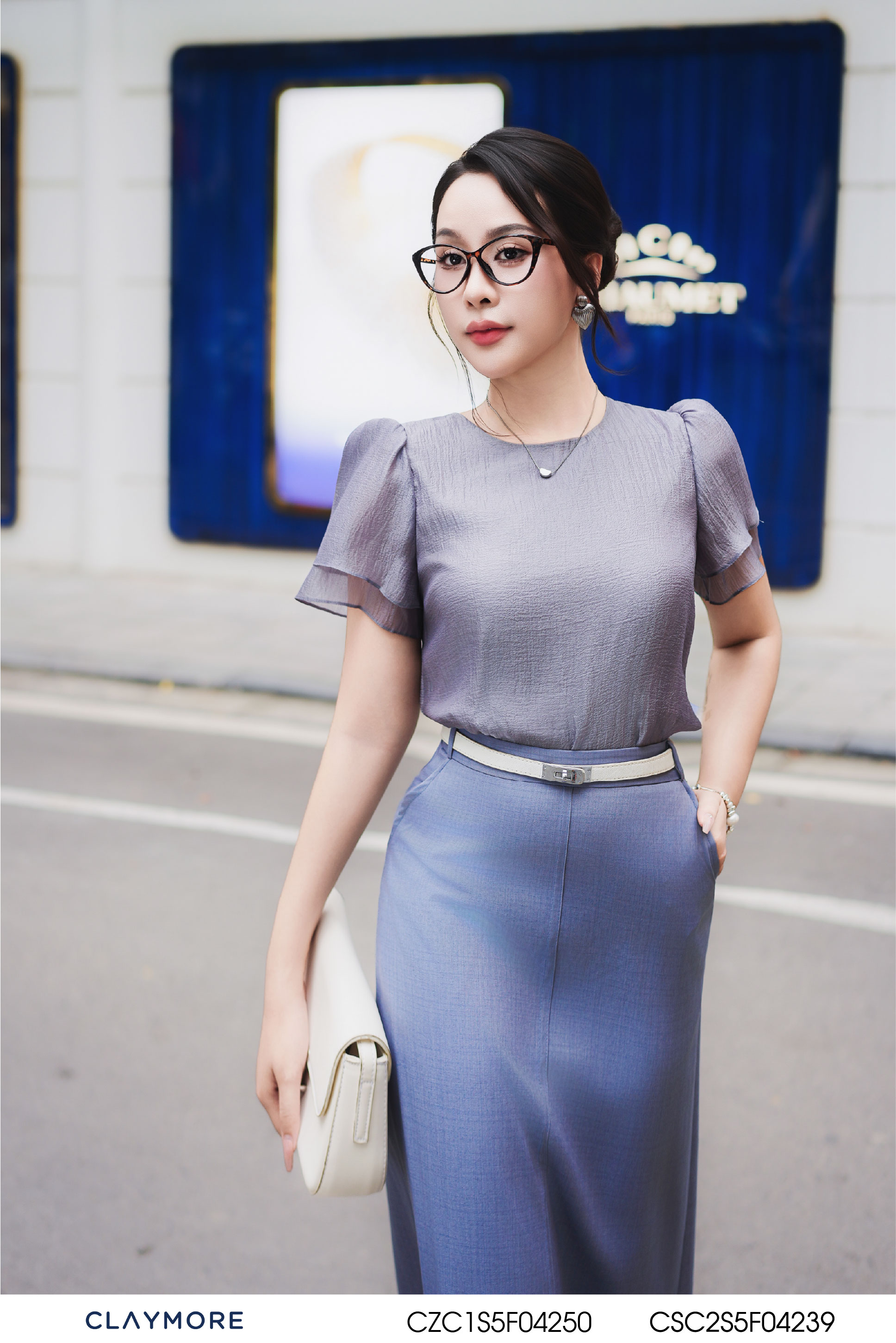 Chân váy A gân giữa
