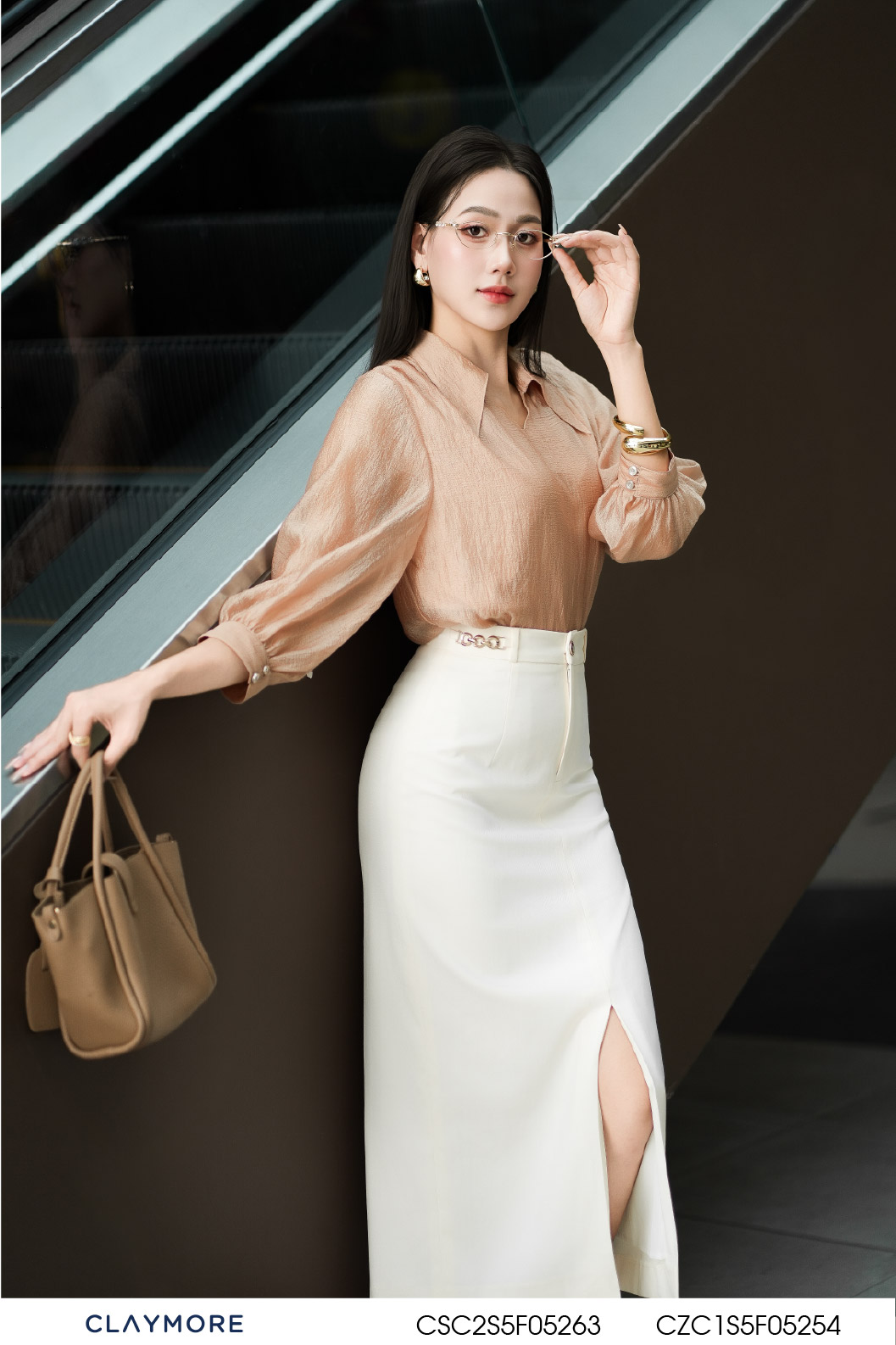 Chân váy cạp trang trí