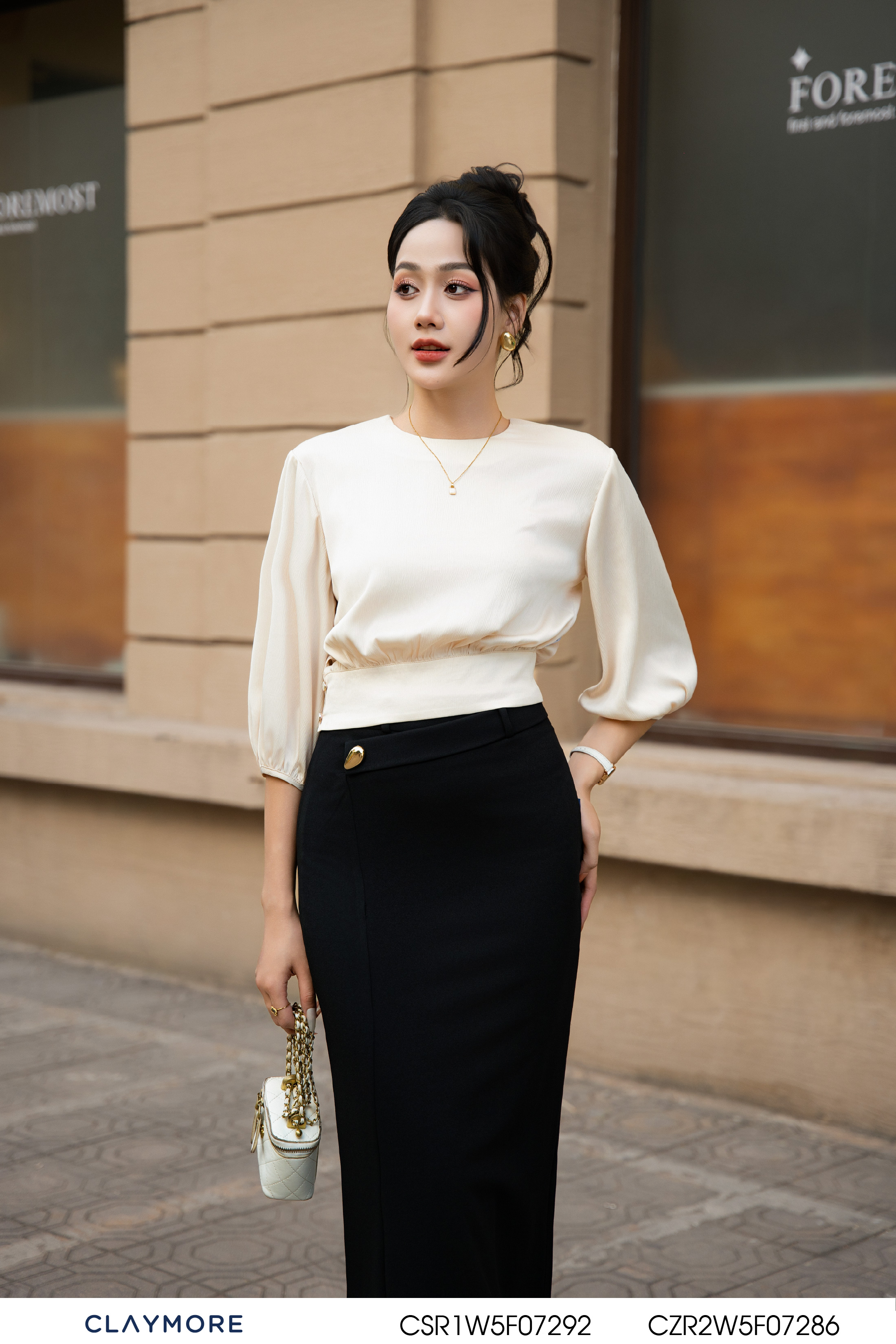 Sơ mi cổ tròn tay bồng