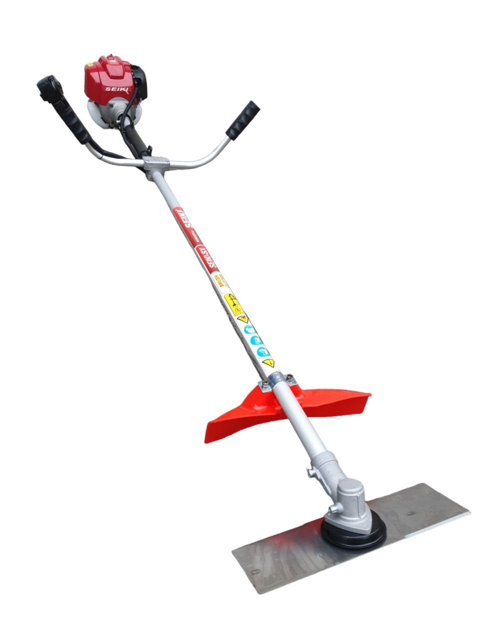 Seiki SX25 – Nhỏ Gọn Mà Có Võ, Cắt Cỏ Ngọt Như Cắt Tơ!