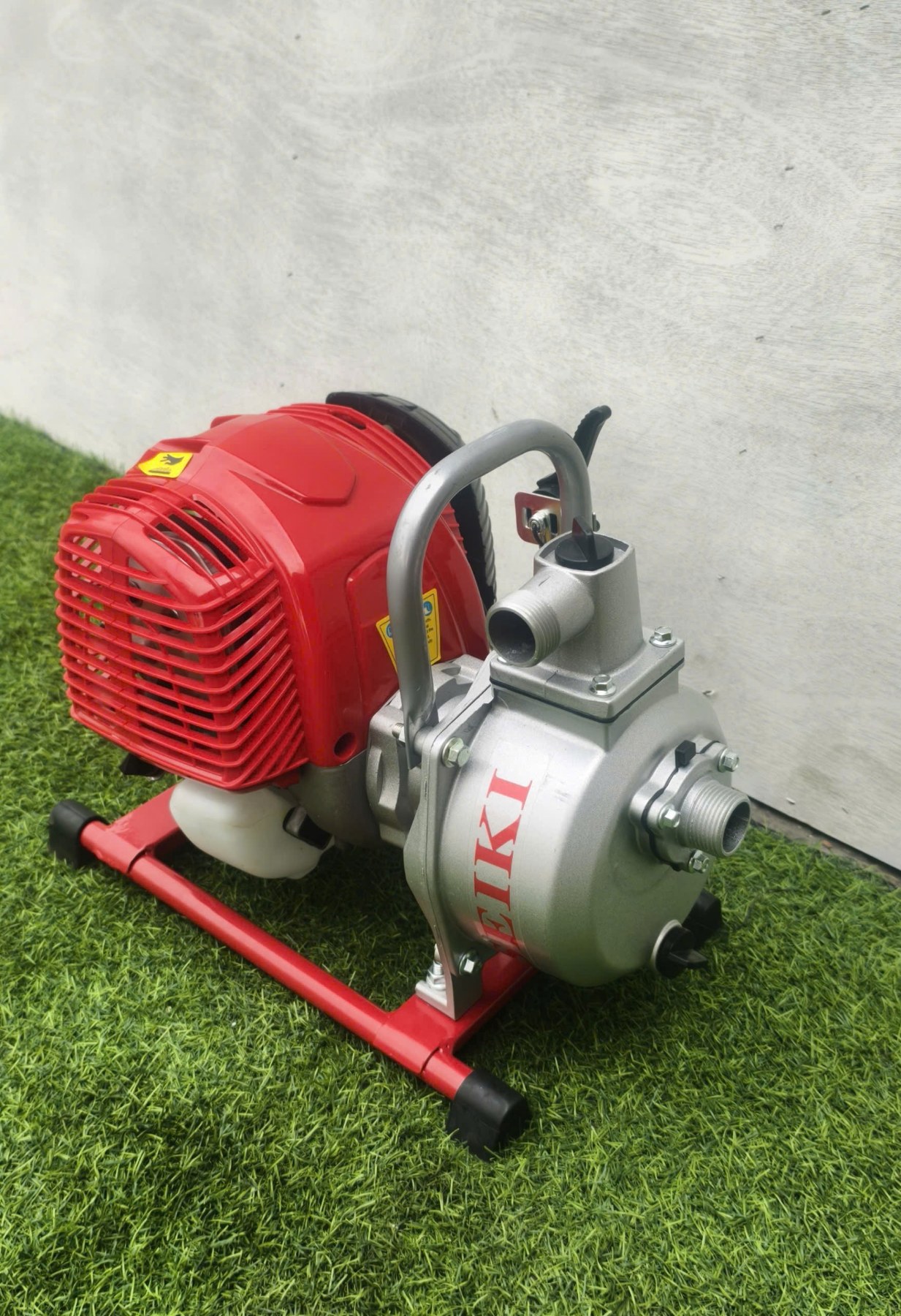 Bơm Tưới Vườn Cây, Ruộng Rau, Ao Cá Chỉ Với Một Chiếc Máy Seiki WL10G