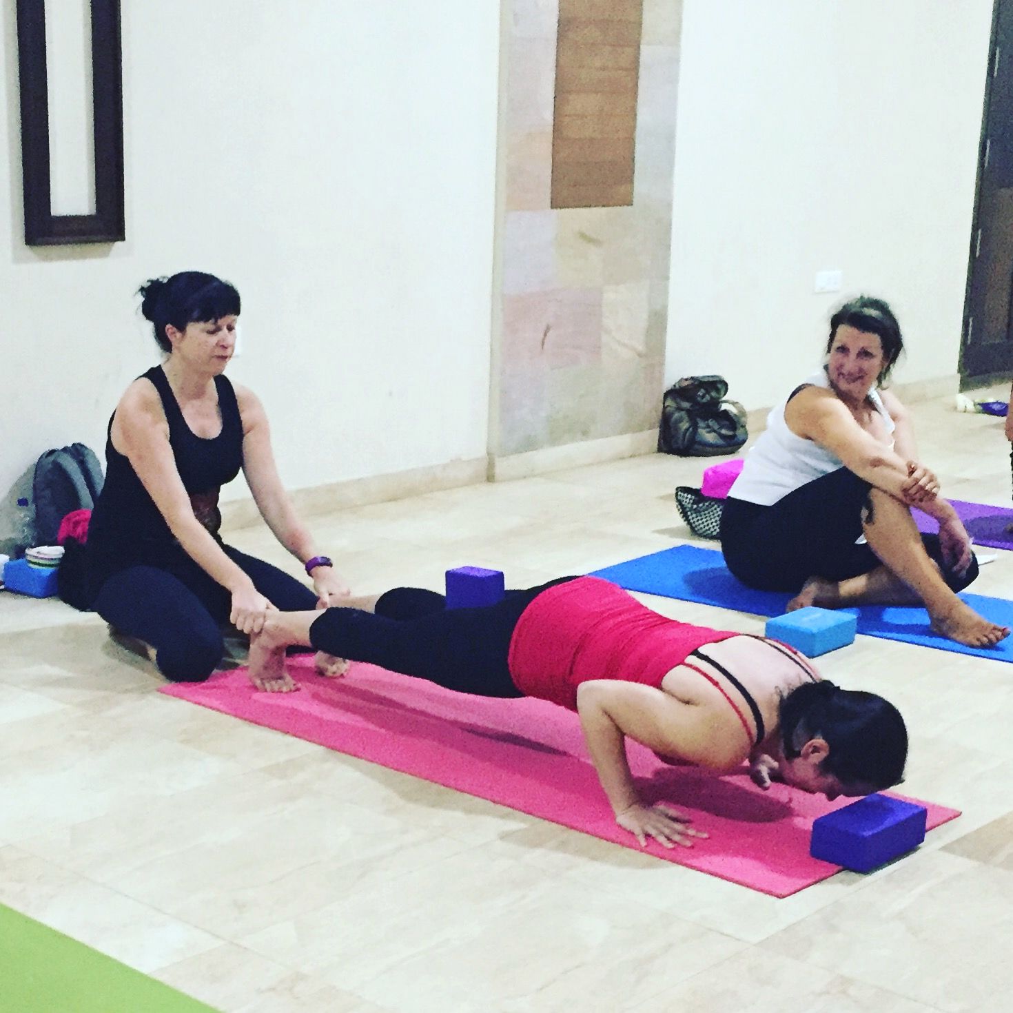 yoga cho người đau vai gáy