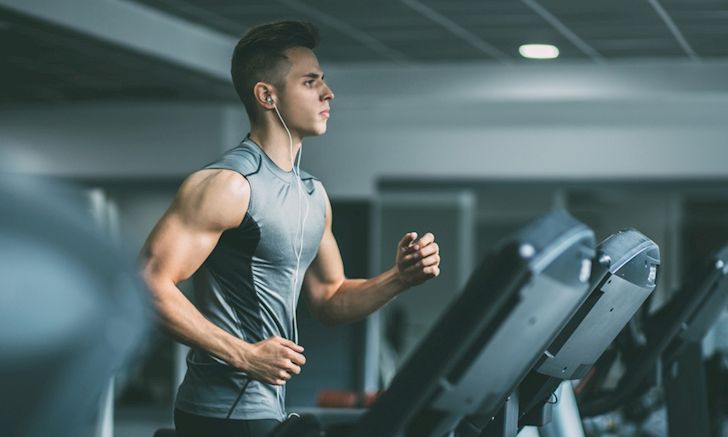 Cách chọn quần áo tập gym cho nam tốt nhất 2020