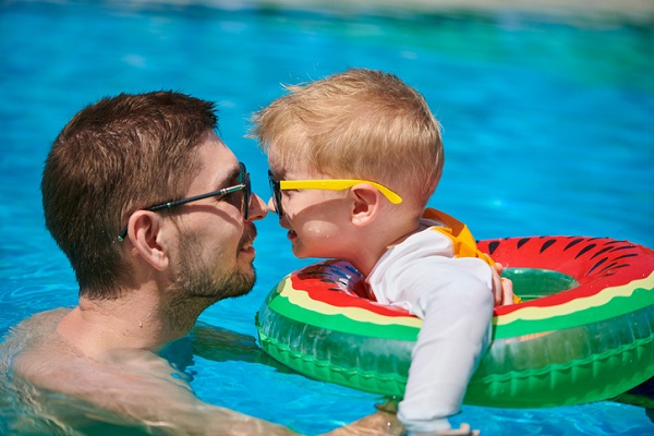 Kinh nghiệm chọn mua phao bơi an toàn và chất lượng cho bé yêu