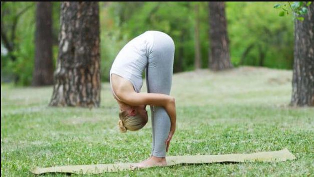 Tăng 5 cm chiều cao với 14 bài tập Yoga dưới dây