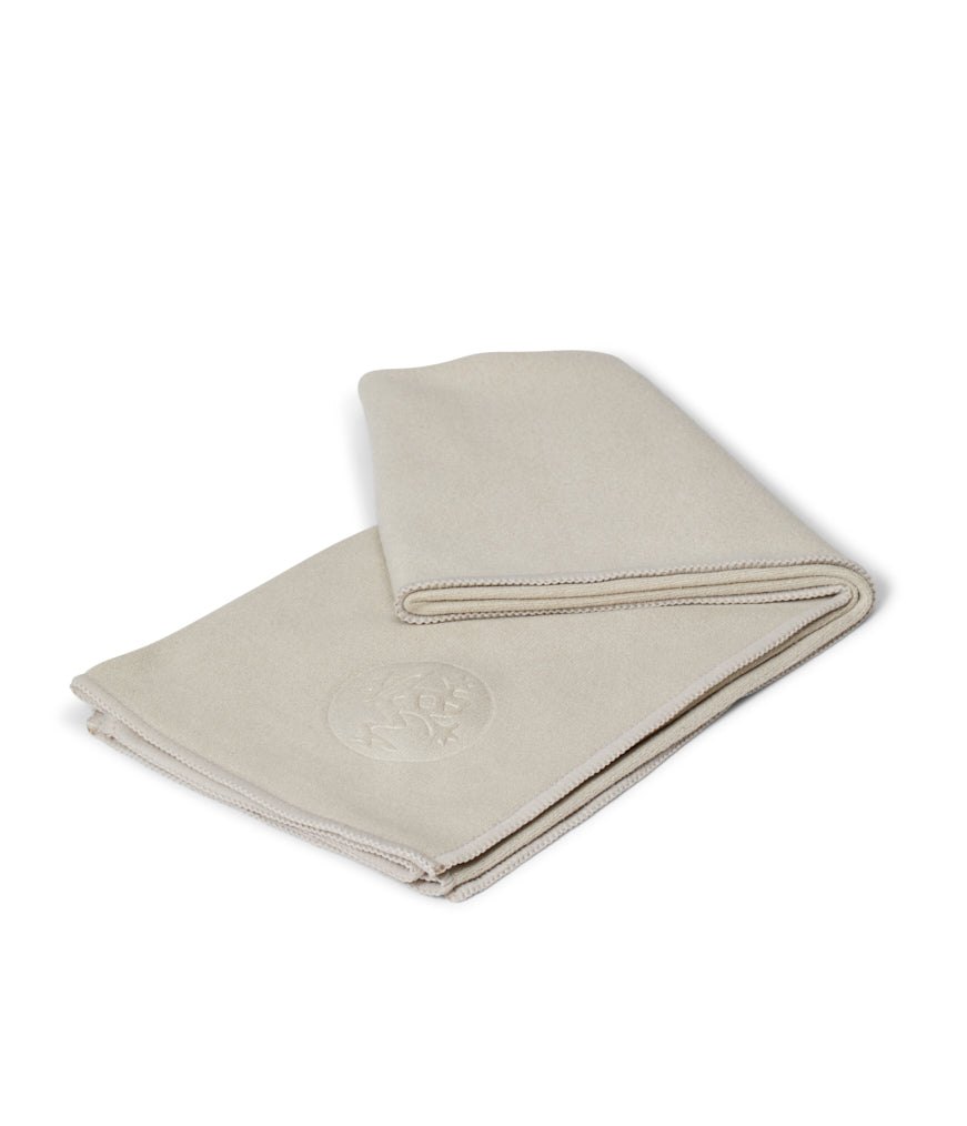 Khăn trải thảm Yoga Manduka eQua Mat Towel