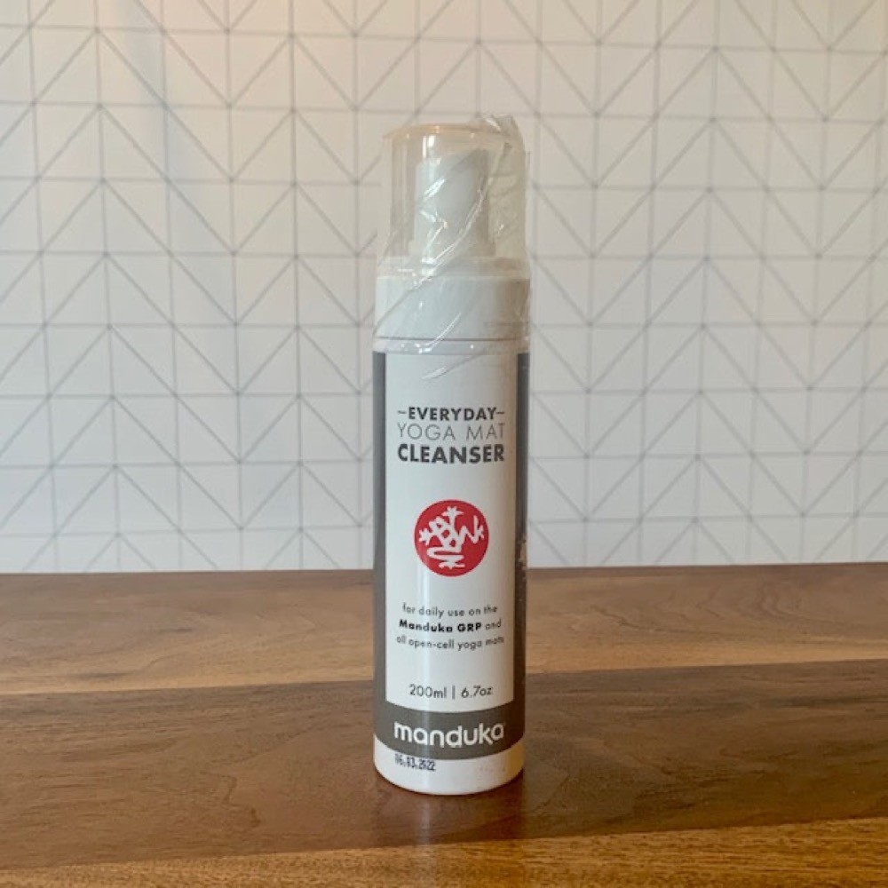 Dung dịch vệ sinh thảm yoga Manduka - Dòng hàng ngày (Everyday Yoga Mat Cleanser) - 200ml